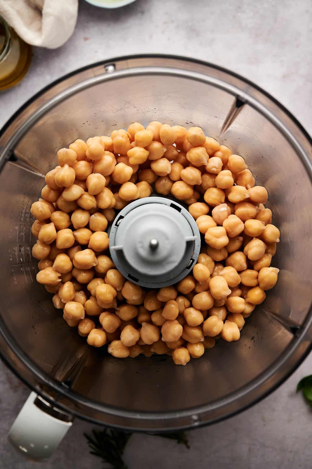 Chickpeas in a food processor.